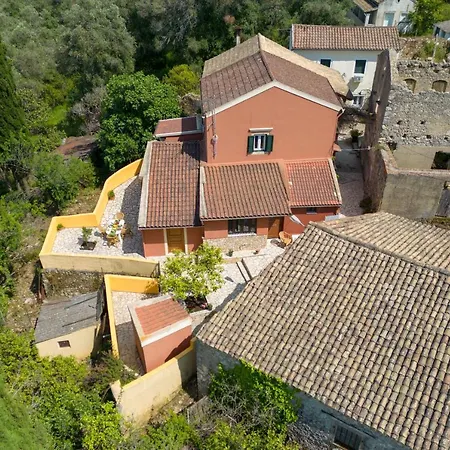 Lemon Tree House Kouramádes